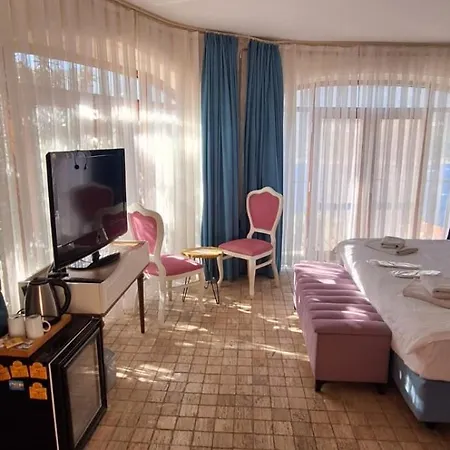 Otel Hillcity (adults Only) 3*