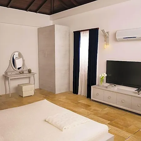 Hillcity (adults Only) Hotel 3*